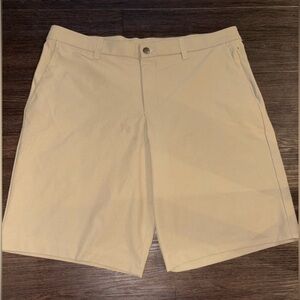 Lululemon commission relaxed warpstreme shorts sand sz 38 inseam 11”